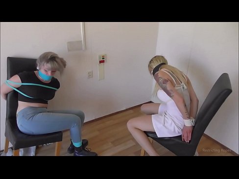❤️ Asılı / bağlanmış və ağzı bağlanmış / çətinlik içində olan qız ❤️❌ Keyfiyyətli porno bizdə az.hentai-for.ru ﹏